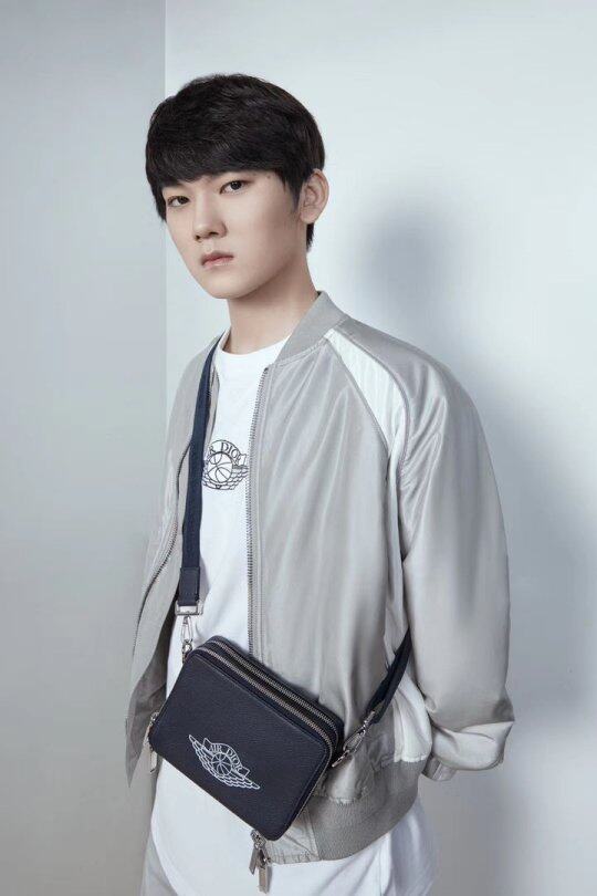 九游游戏APP下载JackeyLove在法国队比赛中败北，锐不可当引发热议！