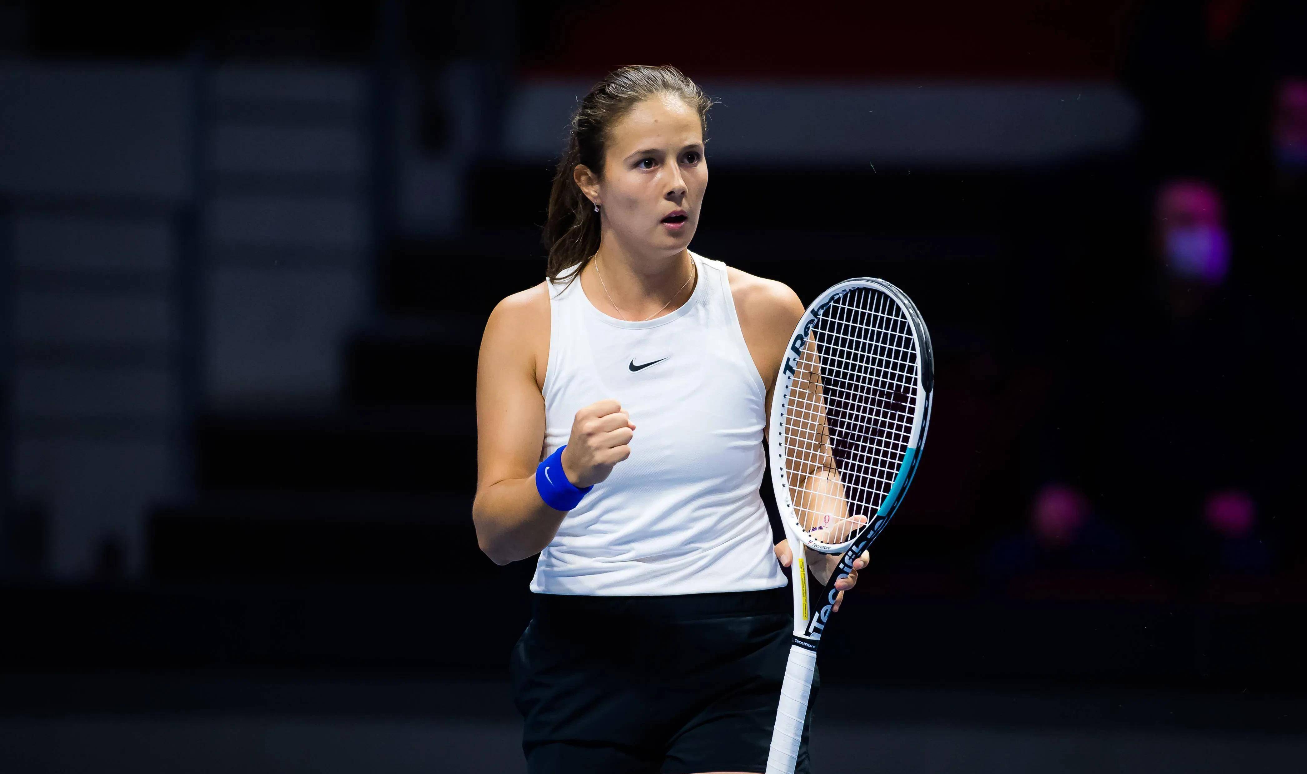 九游游戏下载入口关于科维托娃焦点对战，阿扎伦卡与80激战独行侠分钟，爆冷胜负难料！的信息