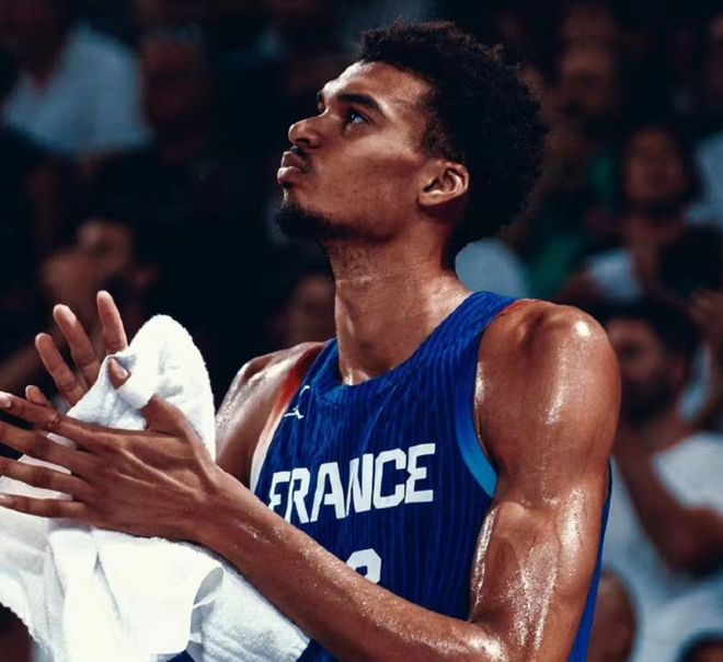 九游官方下载 Ming遭遇十持续失利，法国队教练压力巨大！